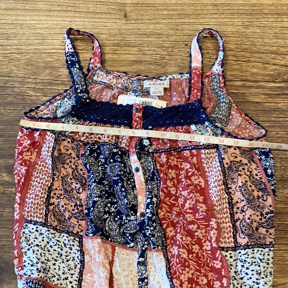 Ariat tank NWT - Picture 5 of 7